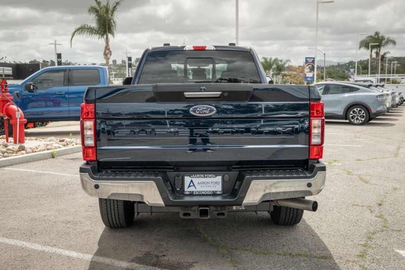 2022 Ford F-350SD Lariat 1FT8W3A60NEG41259