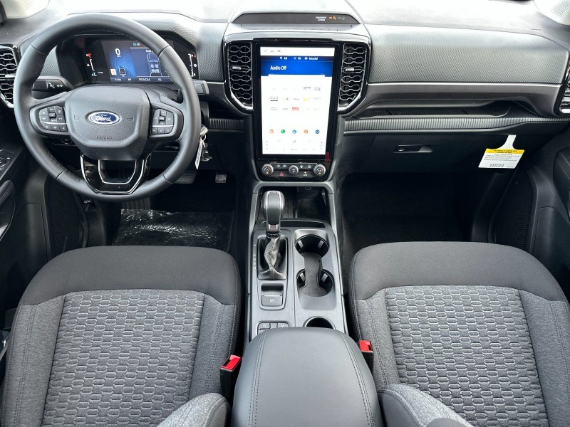 2025 Ford Ranger XLT - Photo 13