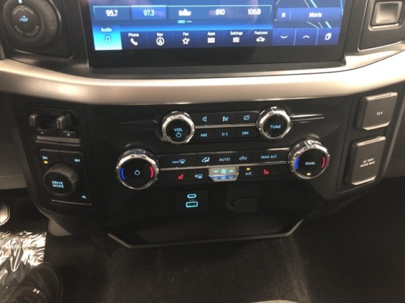 2022 Ford F-150 XLT 1FTEX1EP5NKD72135 2022 Ford F-150 XLT 1FTEX1EP5NKD72135