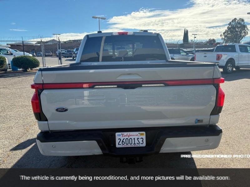 2023 Ford F-150 Lightning Lariat 1FTVW1EL2PWG10938