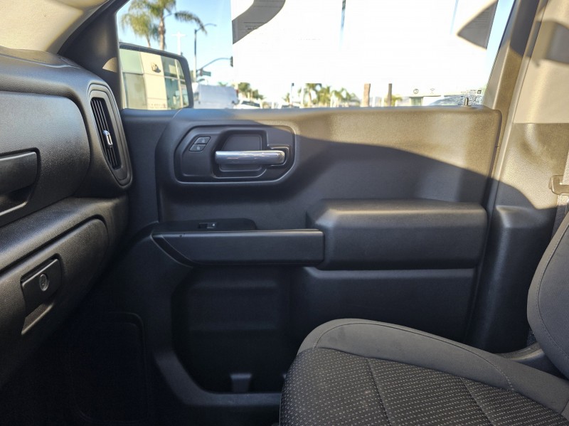 2021 Chevrolet Silverado 1500 Custom Trail Boss 1GCPYCEH9MZ438444