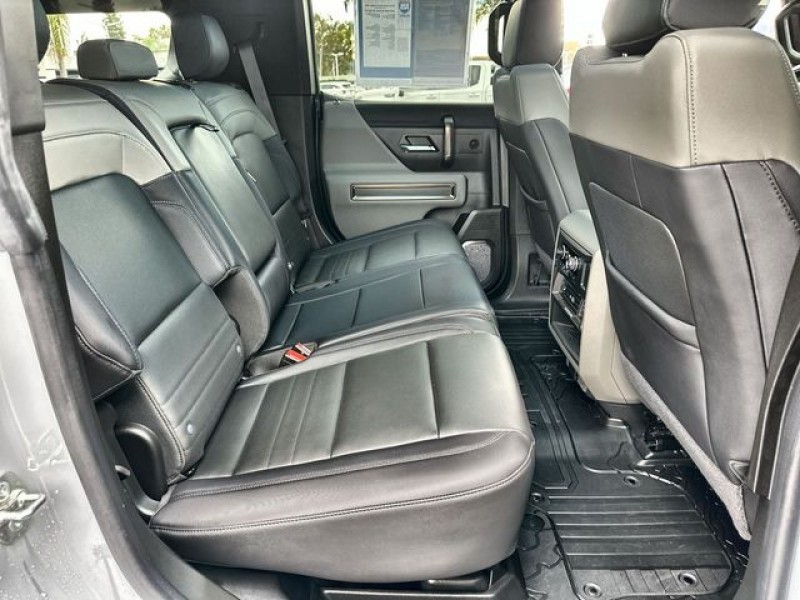 2024 GMC Hummer EV SUV 3X 1GKB0RDC3RU114666