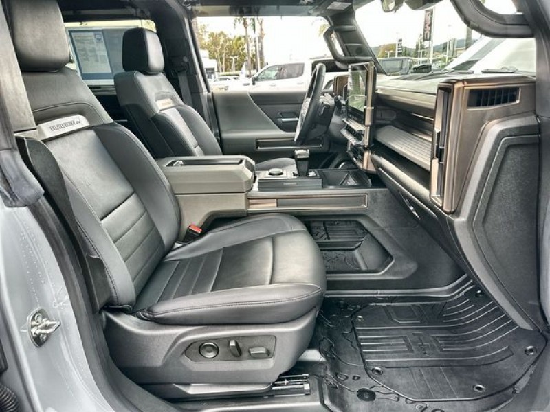 2024 GMC Hummer EV SUV 3X 1GKB0RDC3RU114666