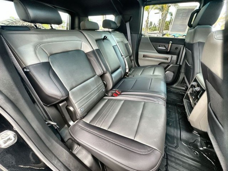 2025 GMC Hummer EV SUV 3X 1GKB0RDC3SU102748