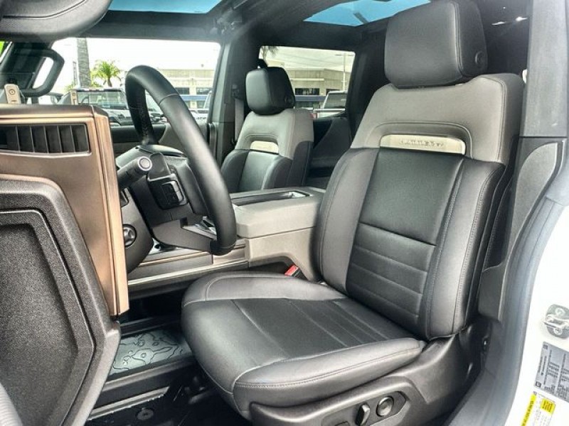 2024 GMC Hummer EV SUV 3X 1GKB0RDC8RU107681