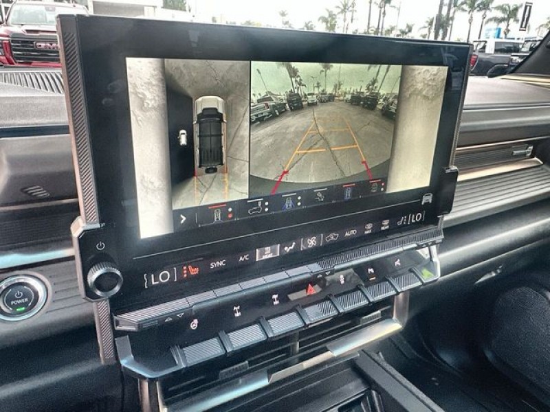 2024 GMC Hummer EV SUV 3X 1GKB0RDC8RU107681