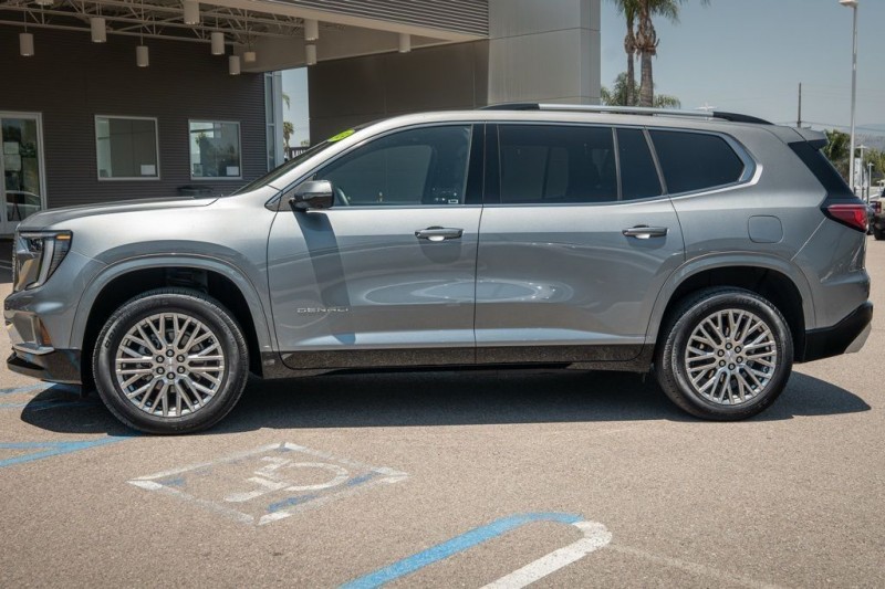 2024 GMC Acadia Denali 1GKENLKS3RJ178312