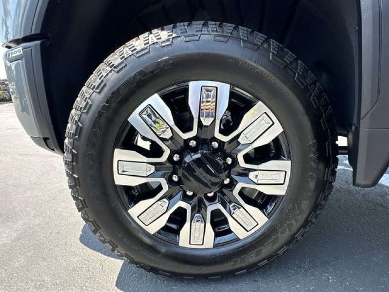 2025 GMC Sierra 3500HD Denali 1GT4UWEY9SF355207