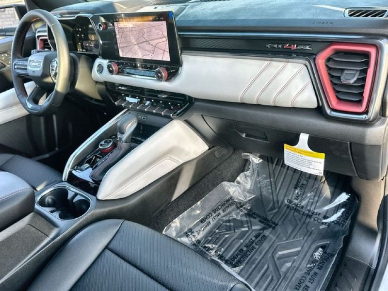 2026 GMC Canyon AT4X 1GTP2EEK4T1138820