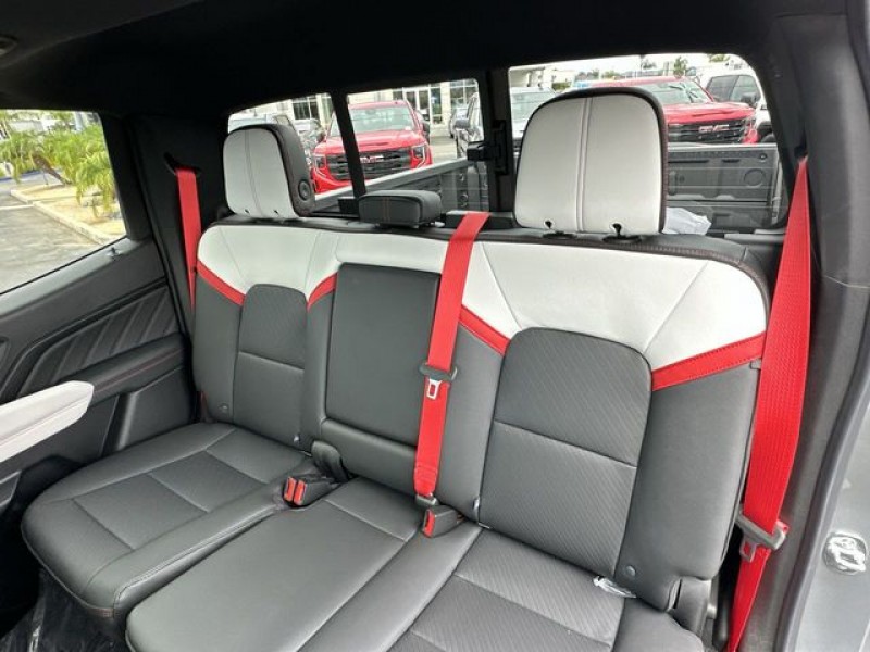 2026 GMC Canyon AT4X 1GTP2EEK5T1108693