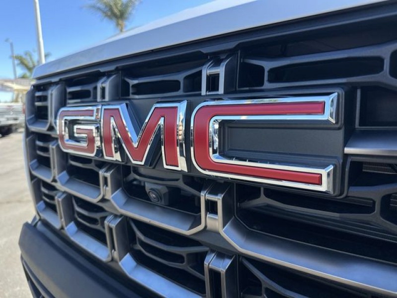 2026 GMC Canyon AT4X 1GTP2EEKXT1135811