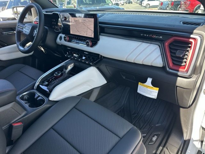 2026 GMC Canyon AT4X 1GTP2EEKXT1135811