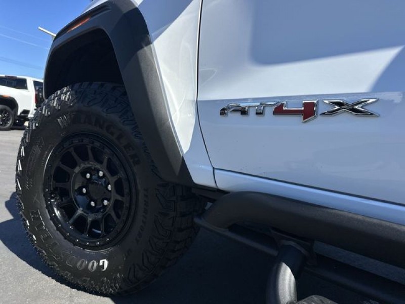 2026 GMC Canyon AT4X 1GTP2EEKXT1135811