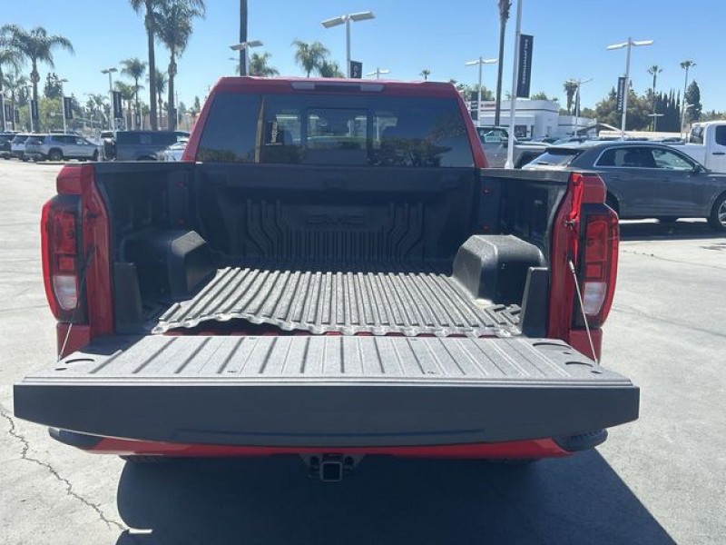 2025 GMC Sierra 1500 Elevation 1GTUUCED6SZ272165