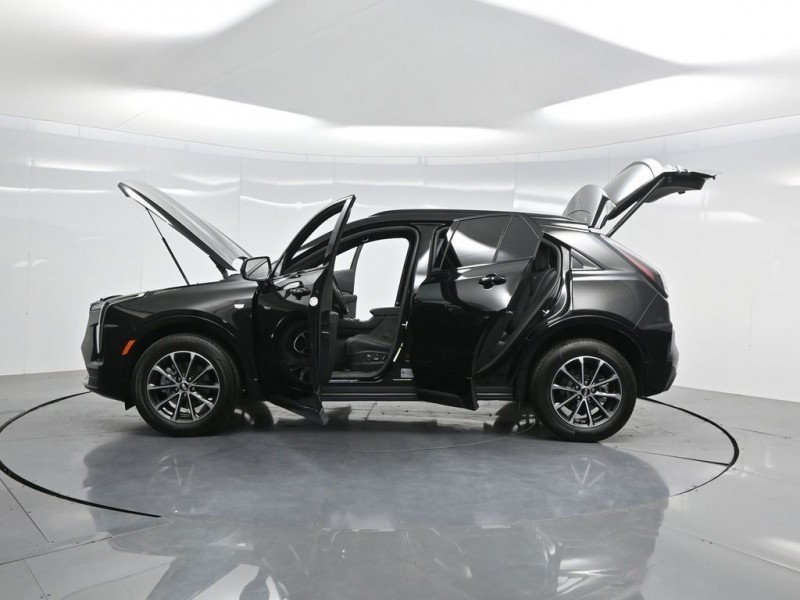 2024 Cadillac XT4 Sport 1GYFZER49RF182787