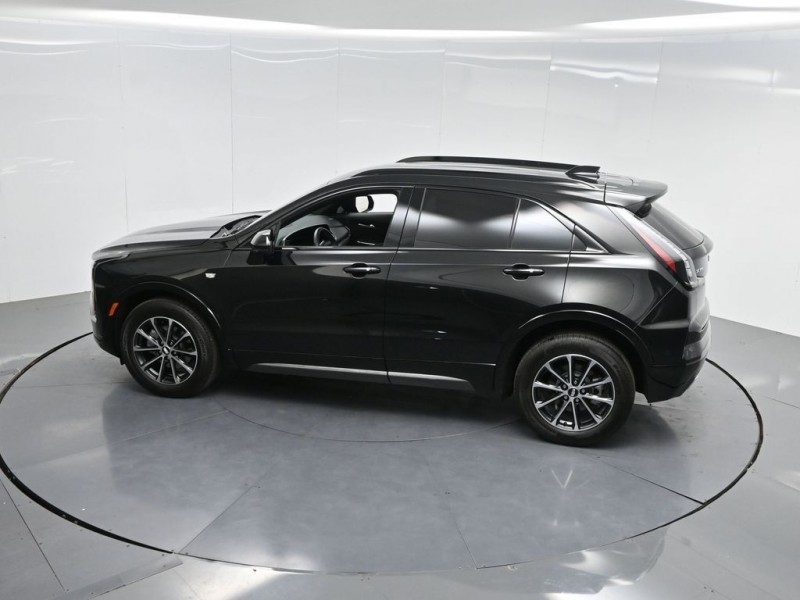 2024 Cadillac XT4 Sport 1GYFZER49RF182787