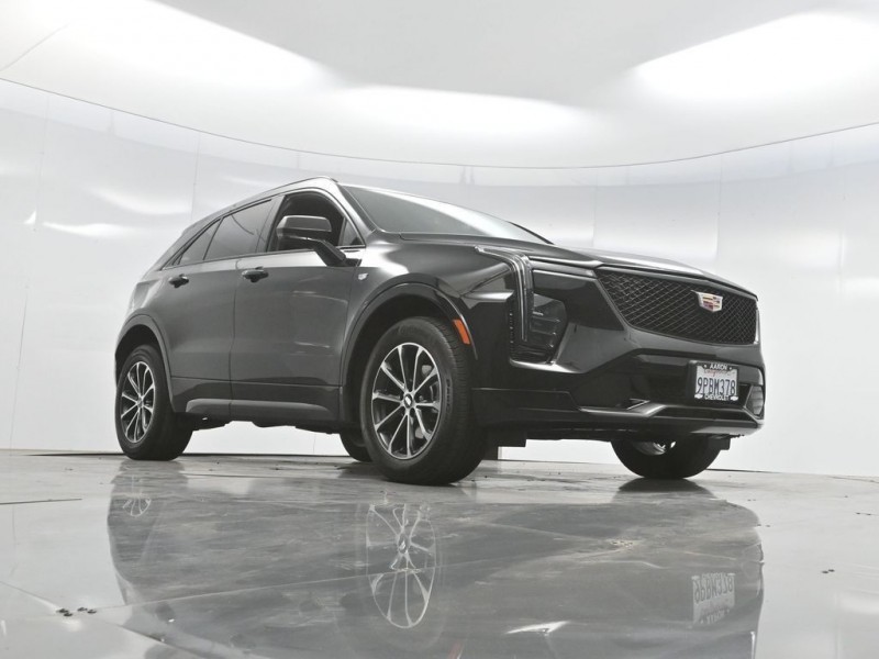 2024 Cadillac XT4 Sport 1GYFZER49RF182787