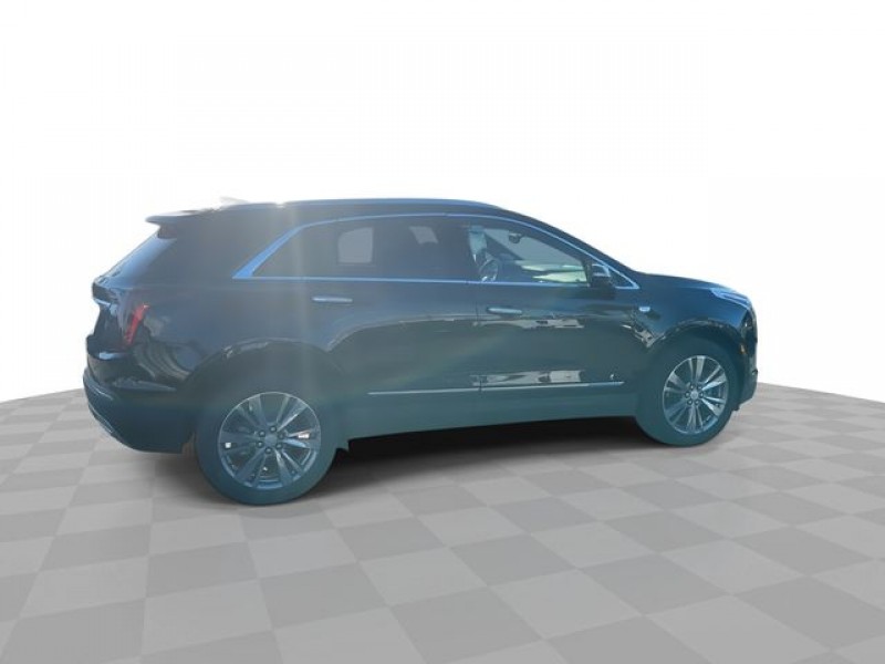 2024 Cadillac XT5 Premium Luxury 1GYKNCR41RZ749801