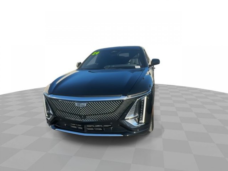 2024 Cadillac LYRIQ Luxury 1GYKPRRK1RZ135553