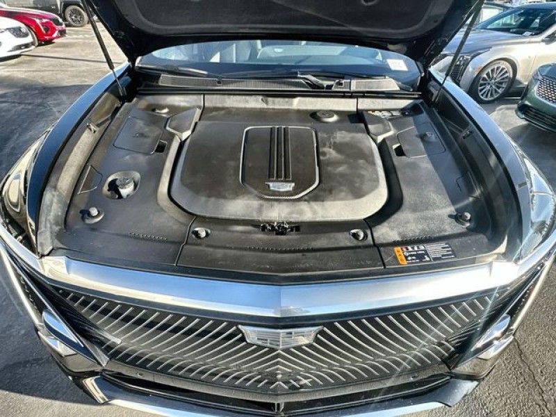 2024 Cadillac LYRIQ Luxury 1GYKPRRK1RZ135553