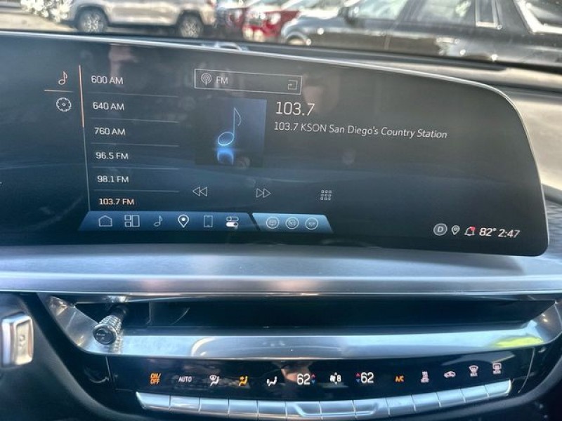 2024 Cadillac LYRIQ Luxury 1GYKPRRK1RZ135553