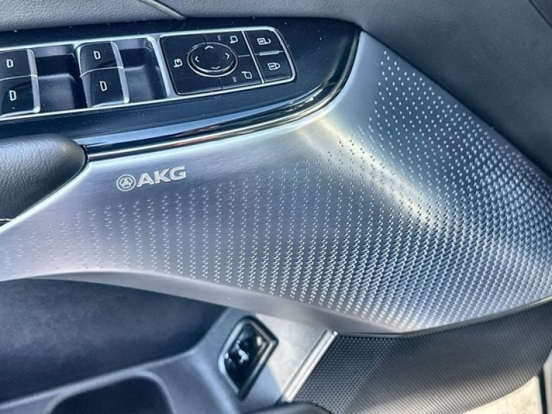 2024 Cadillac LYRIQ Luxury 1GYKPRRK1RZ135553