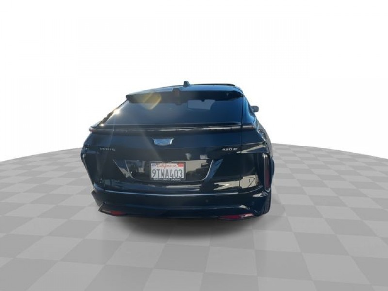 2024 Cadillac LYRIQ Luxury 1GYKPRRK1RZ135553