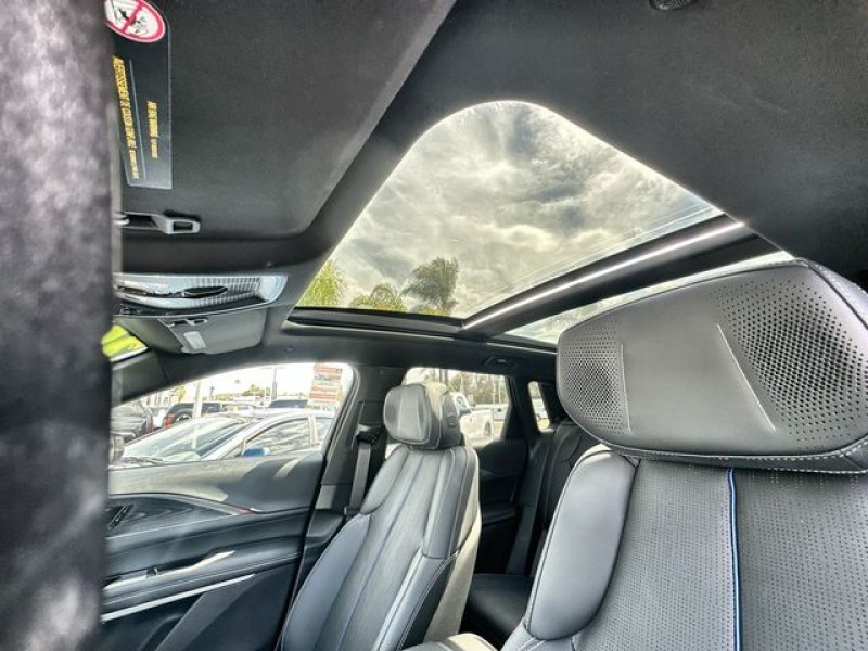 2024 Cadillac LYRIQ Luxury 1GYKPRRK6RZ128288