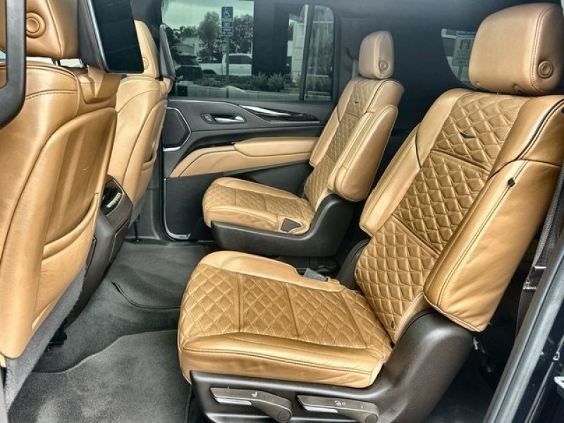 2023 Cadillac Escalade ESV Sport 1GYS4PKL7PR564760