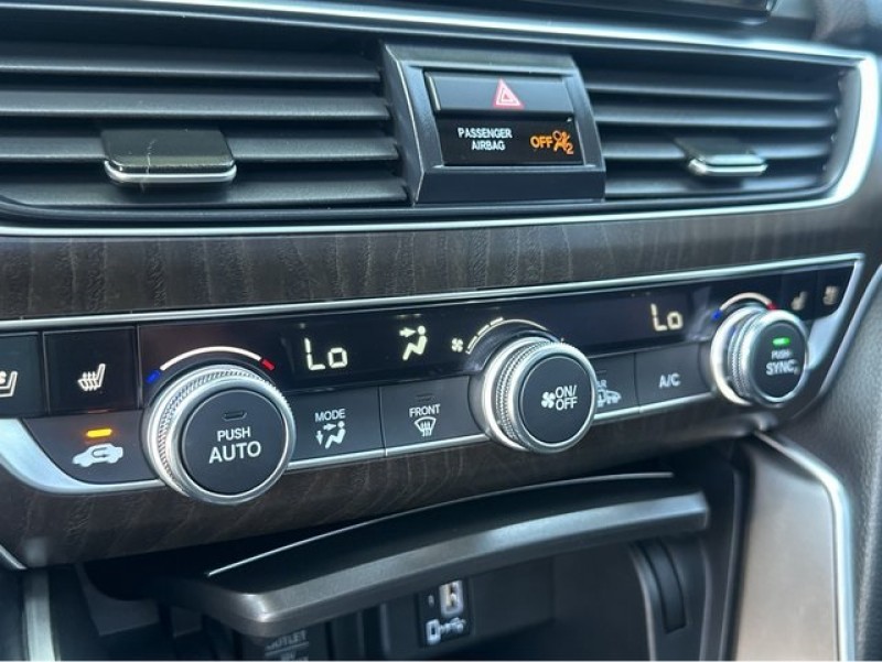 2020 Honda Accord Hybrid Touring 1HGCV3F97LA008974