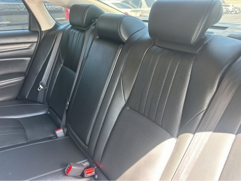 2020 Honda Accord Hybrid Touring 1HGCV3F97LA008974