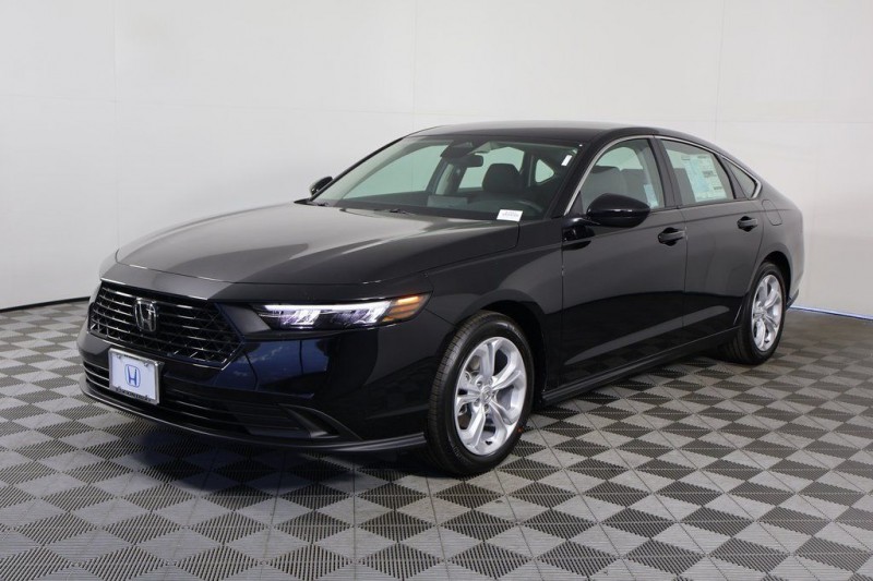 2025 Honda Accord LX 1HGCY1F20SA074487