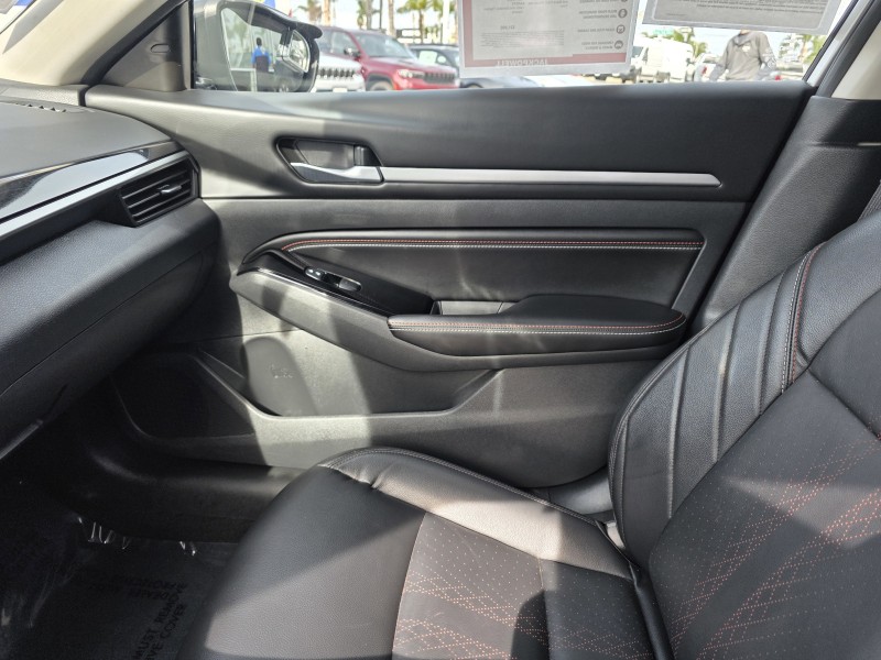 2023 Nissan Altima 2.5 SR 1N4BL4CV2PN352997