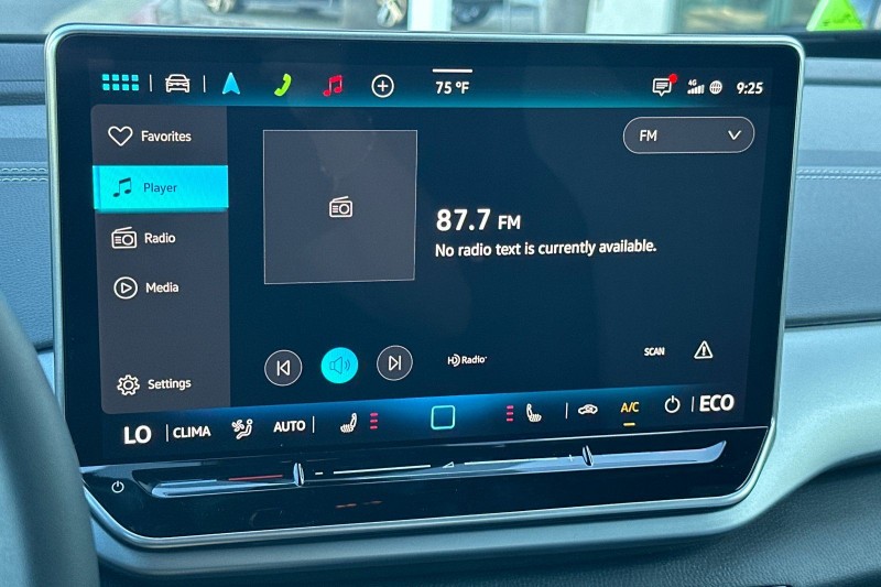 2025 Volkswagen ID.4 Pro 1V2CRPE80SC018203
