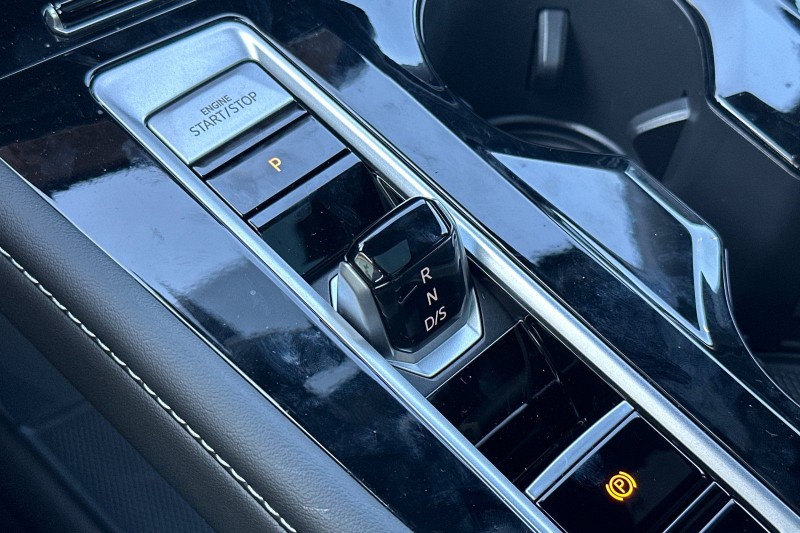 2025 Volkswagen Atlas Cross Sport SEL Premium R-LINE - Photo 21