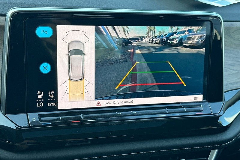 2026 Volkswagen Atlas SE w/Tech - Photo 18