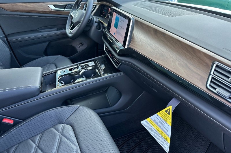 2026 Volkswagen Atlas SE w/Tech - Photo 15