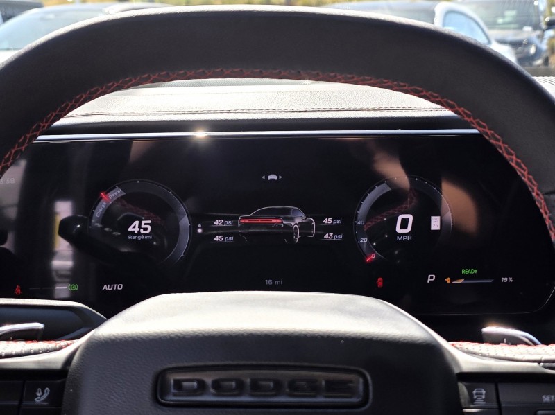 2025 Dodge Charger Daytona Scat Pack - Photo 14