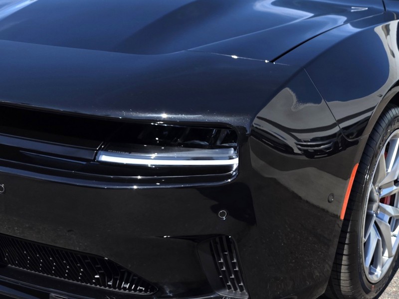 2025 Dodge Charger Daytona Scat Pack - Photo 8