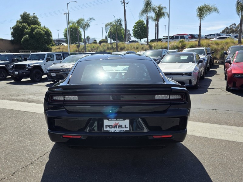 2025 Dodge Charger Daytona Scat Pack - Photo 4