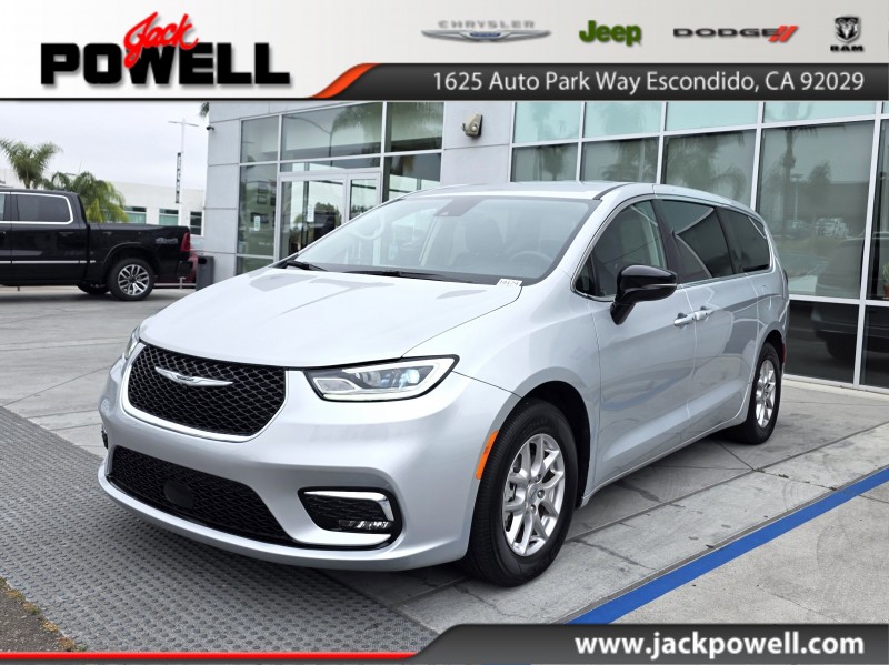 2024 Chrysler Pacifica Touring L 2C4RC1BG4RR129456