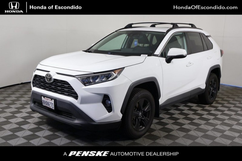 2019 Toyota RAV4 XLE 2T3W1RFV0KW002697