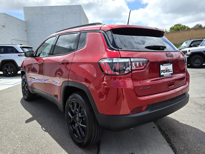 2025 Jeep Compass Latitude 3C4NJDBN5ST559956