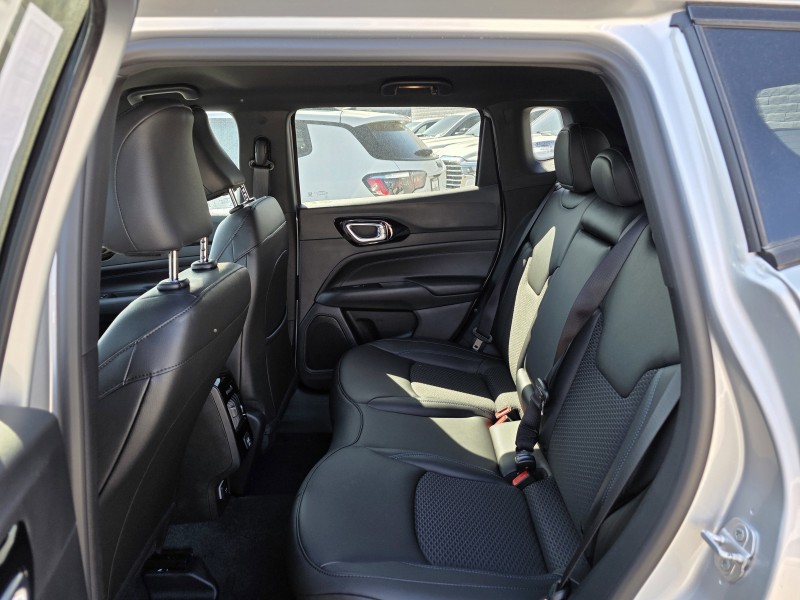 2025 Jeep Compass Latitude 3C4NJDBN9ST559958