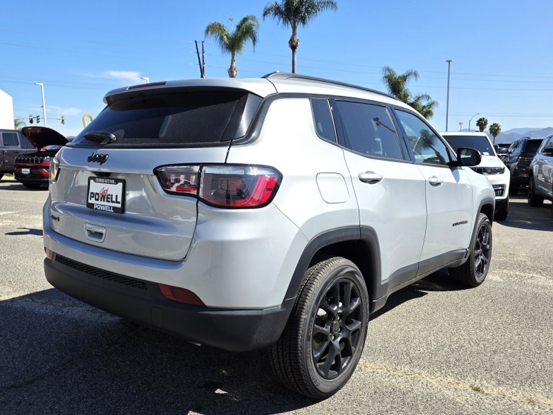 2025 Jeep Compass Latitude 3C4NJDBN9ST559958