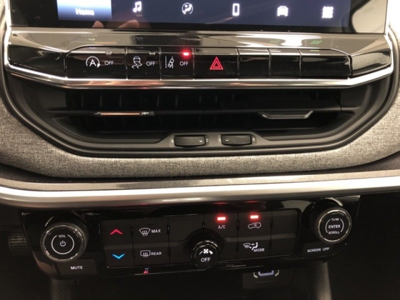 2022 Jeep Compass Latitude 3C4NJDFB7NT179392 2022 Jeep Compass Latitude 3C4NJDFB7NT179392