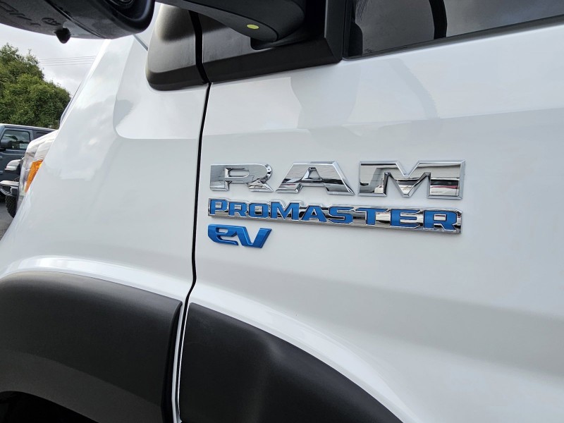 2025 Ram ProMaster Cargo Van EV  3C6MRWAZ4SE530450