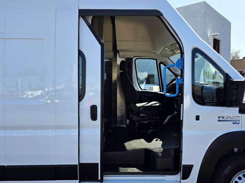 2025 Ram ProMaster Cargo Van EV  3C6MRWAZ8SE529351