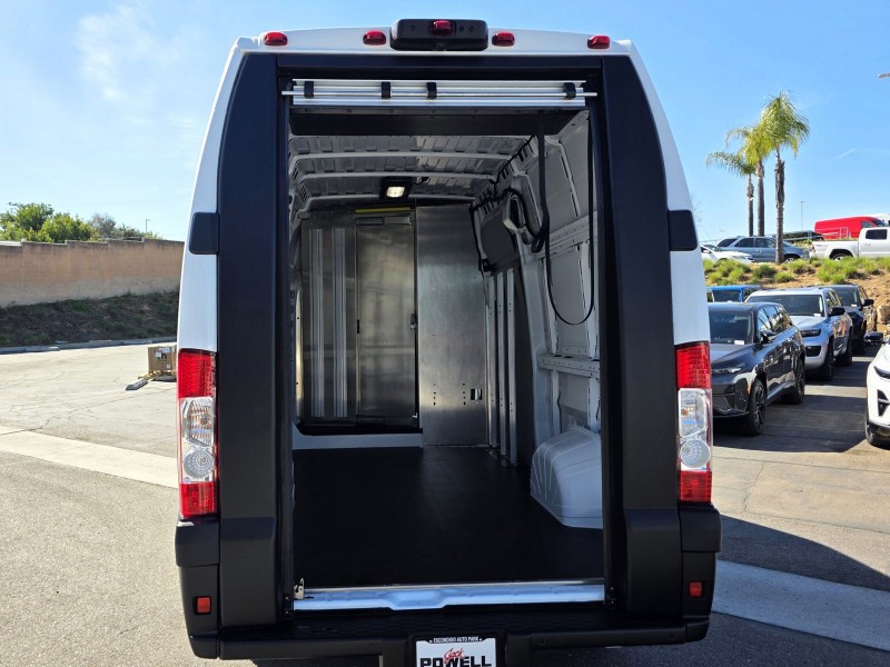 2025 Ram ProMaster Cargo Van EV  3C6MRWAZ8SE529351