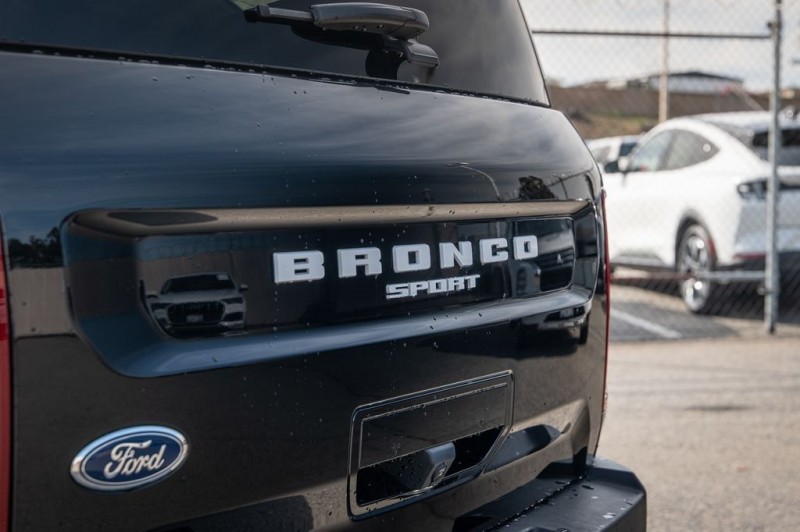 2024 Ford Bronco Sport Outer Banks 3FMCR9C63RRE47454